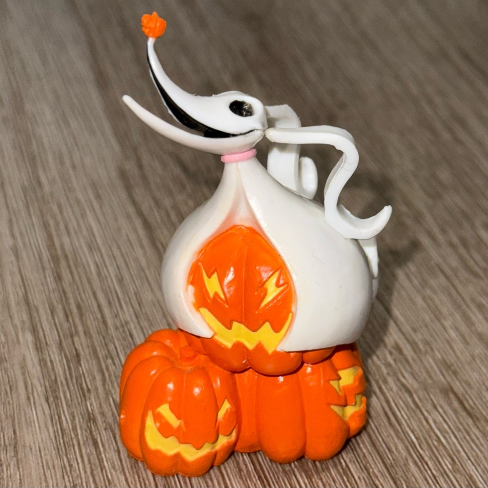 Zero Tim Burton's The Nightmare Before Christmas Figurine Toy Disney